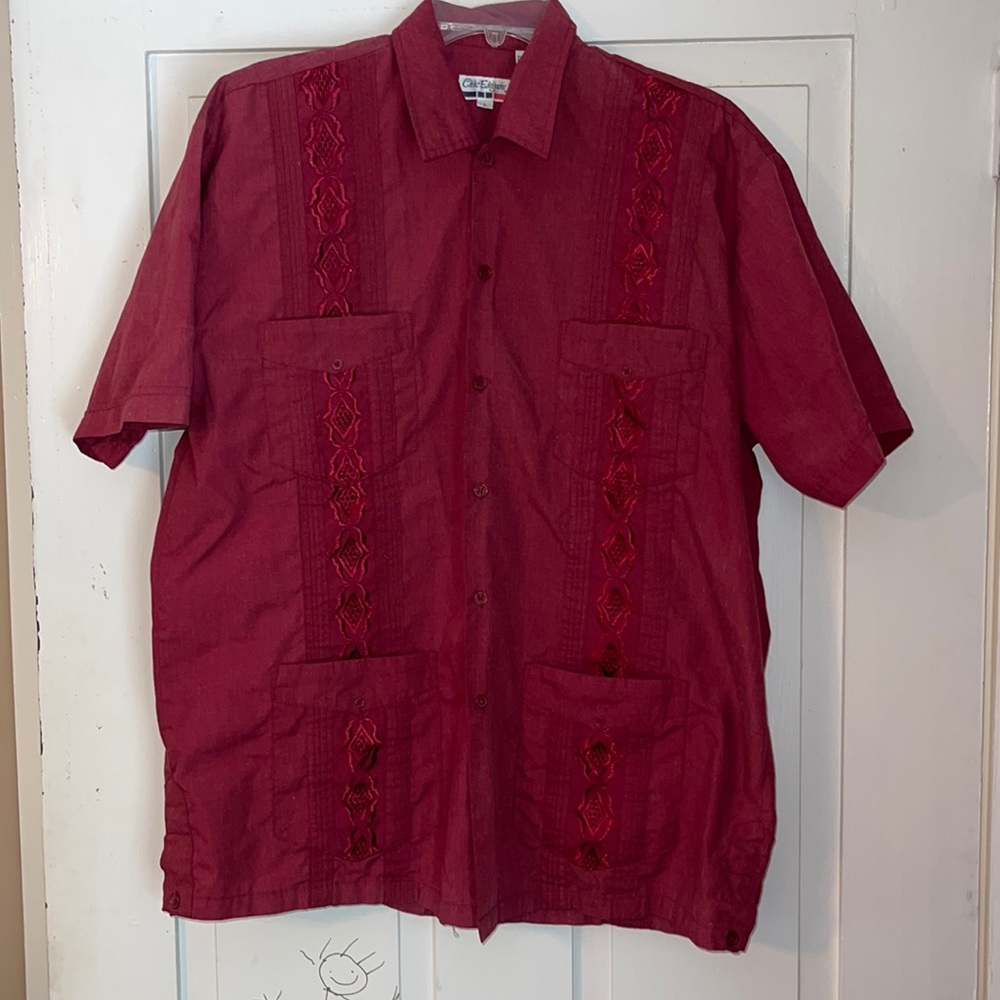 CHIC ELEGANT Guyabera short sleeve button down shirt- MAROON-pockets & pleats